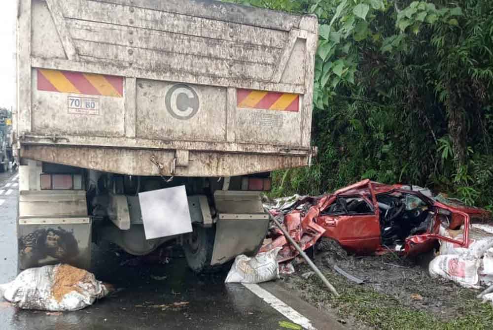 Dua Maut Lima Parah Kereta Bertembung Lori Tan Sinar Harian