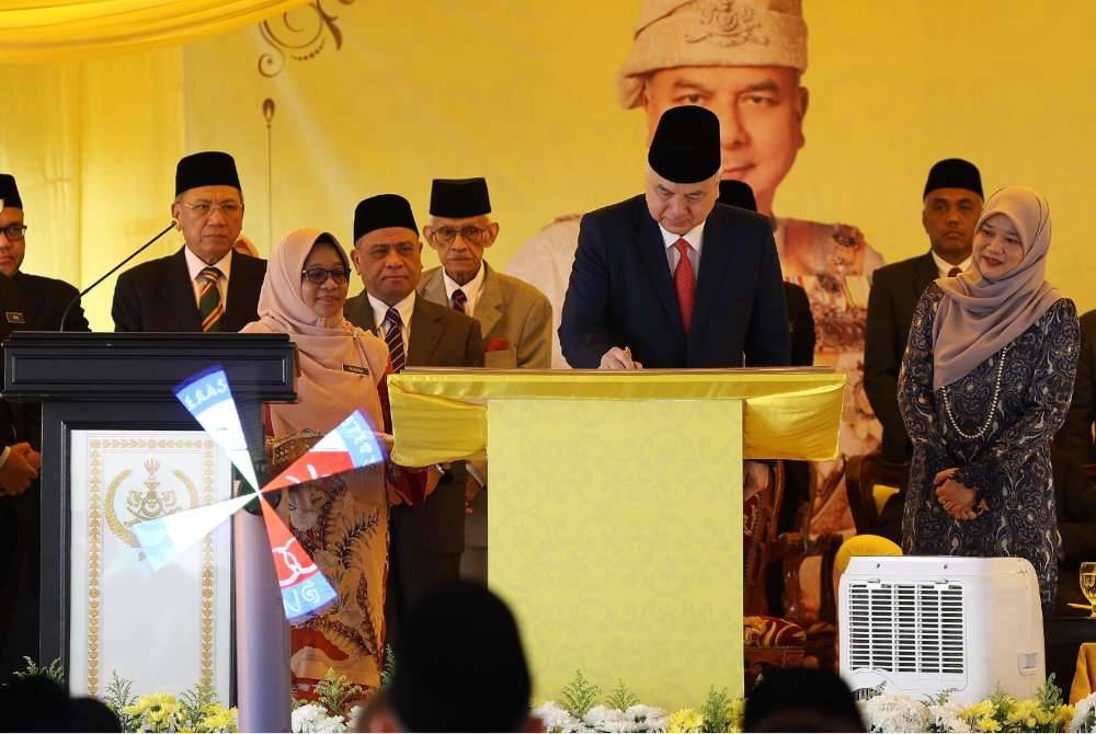 Sultan Nazrin Rasmi Sbpi Gopeng - Sinar Bestari