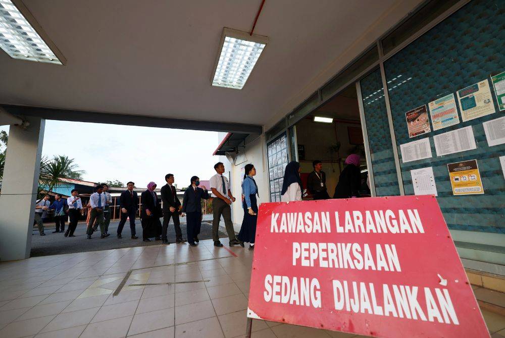 KPM memaklumkan, dakwaan kebocoran soalan Sejarah adalah tidak benar kerana kerahsiaan kertas peperiksaan awam terpelihara.Foto hiasan: Bernama 