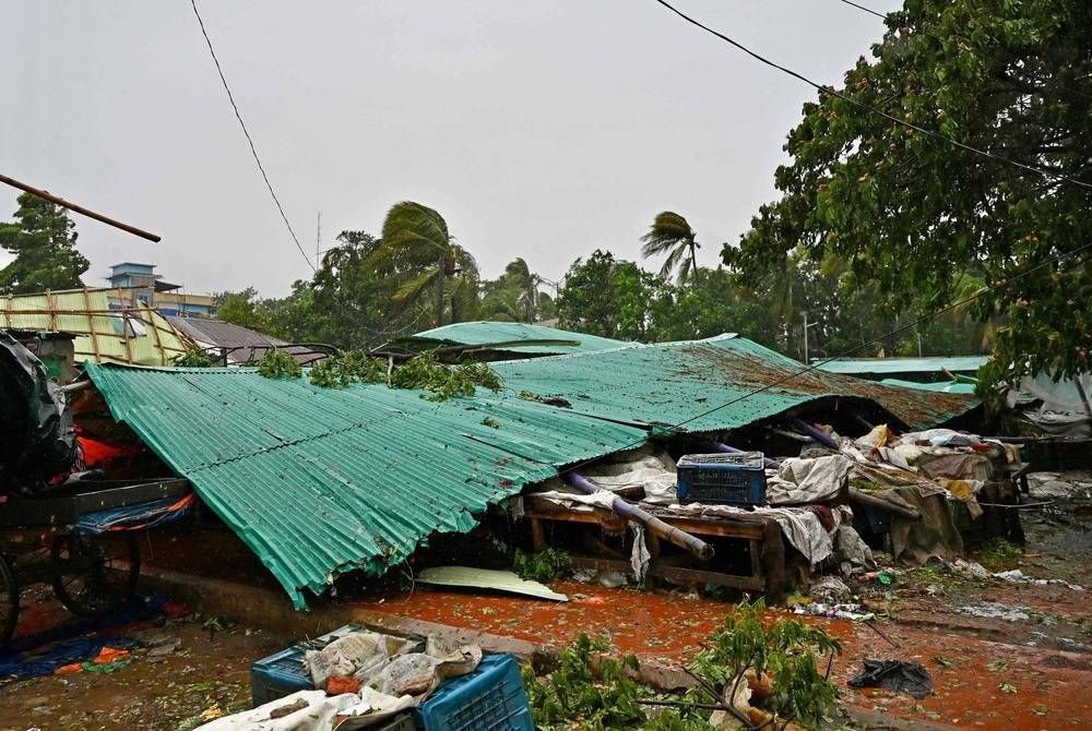 Cyclone Mocha leaves trail of destruction in southeastern Bangladesh ...