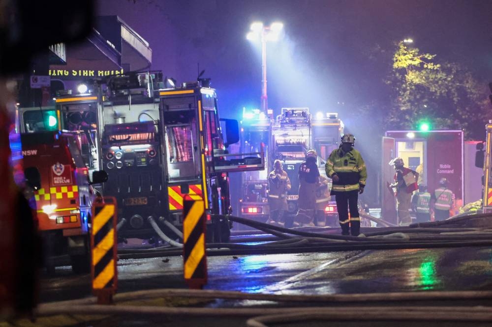 Teens Hand Themselves In After Sydney Blaze Sinar Daily