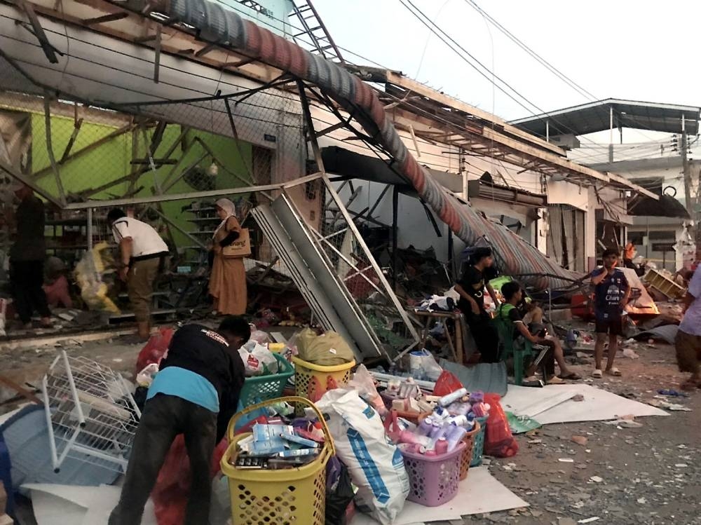 Welding sparks may have caused deadly blast in Narathiwat - Sinar Daily