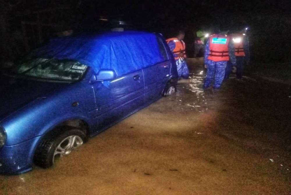 raub-hit-by-flash-floods-sinar-daily