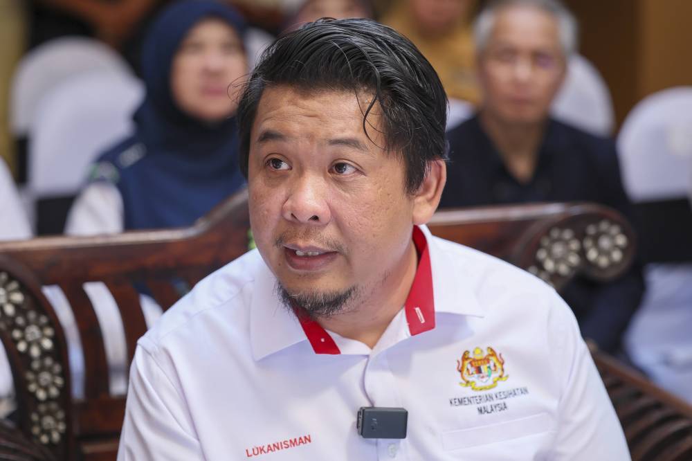 Deputy Health Minister Datuk Lukanisman Awang Sauni - Photo by Bernama