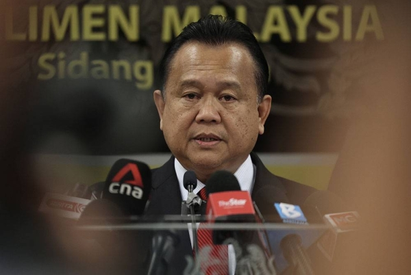 Gov't to replace toll waivers with 'more targeted approach' during festivals - Nanta Linggi