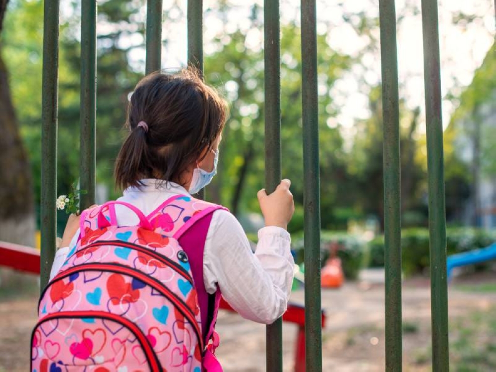 Perkembangan pendidikan anak-anak kita yang terencat dan tergendala jelas memungkinkan fenomena generasi yang hilang menjadi kenyataan. - Foto 123RF