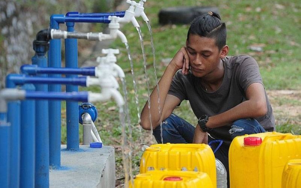 Pencemaran sungai di Selangor sering menyebabkan gangguan bekalan air.