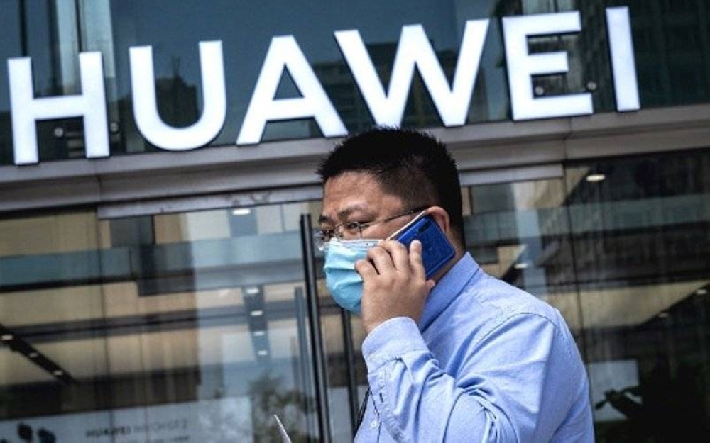 Syarikat Huawei ialah gergasi teknologi komunikasi dari China. - Foto AFP