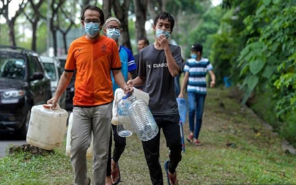 Lembah Klang memang tengah kusut dan hangat tentang masalah ketiadaan air disebabkan penambahbaikan dan penyelenggaraan aset kritikal di Loji Rawatan Air Sungai Selangor Fasa 1 (LRA SSP1). Foto Bernama