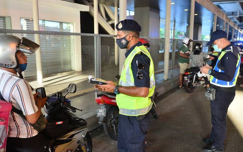 Operasi dijalankan JPJ dilaksanakan bagi memastikan penunggang motosikal mematuhi peraturan lalu lintas yang ditetapkan.