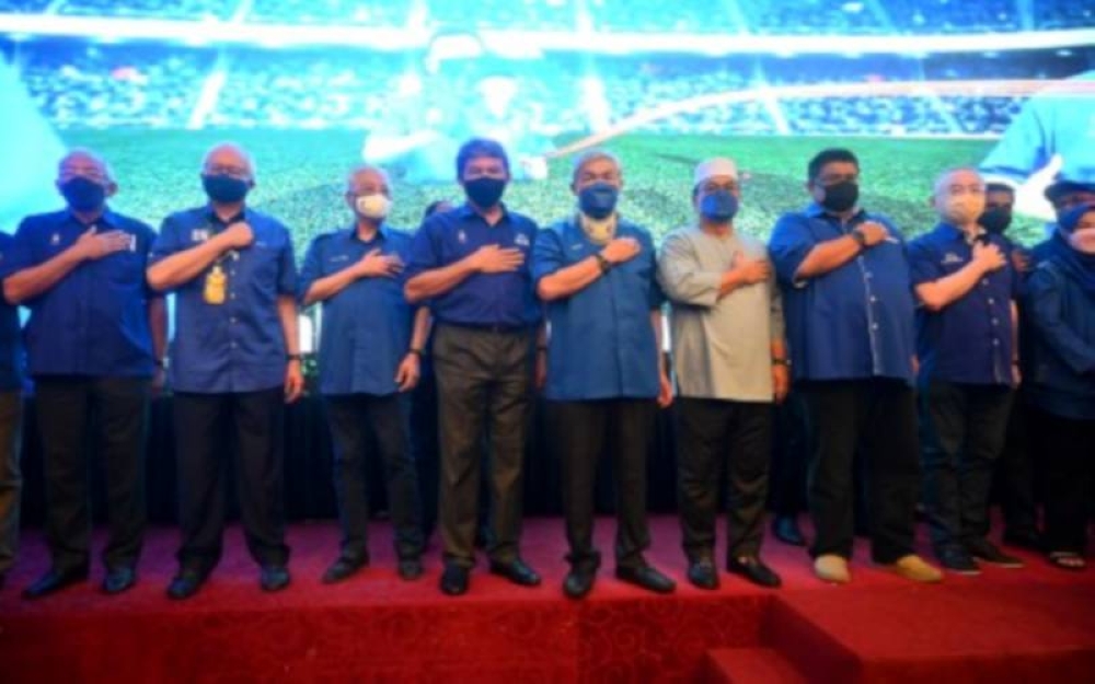 Kejayaan MCA, MIC dan UMNO mencipta kejutan dengan merampas kerusi PKR dan DAP dikatakan ada kaitan dengan penolakan pengundi Cina terhadap PH dalam PRN Melaka.