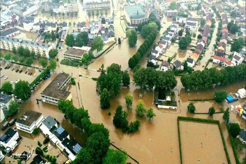 Taburan hujan yang semakin tinggi akibat perubahan iklim menyebabkan kawasan rendah berisiko dilanda banjir.