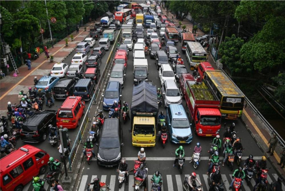 Jakarta tidak lagi akan bergelar ibu kota Indonesia selepas projek pembangunan Nusantara di Pulau Borneo siap. - Foto AFP