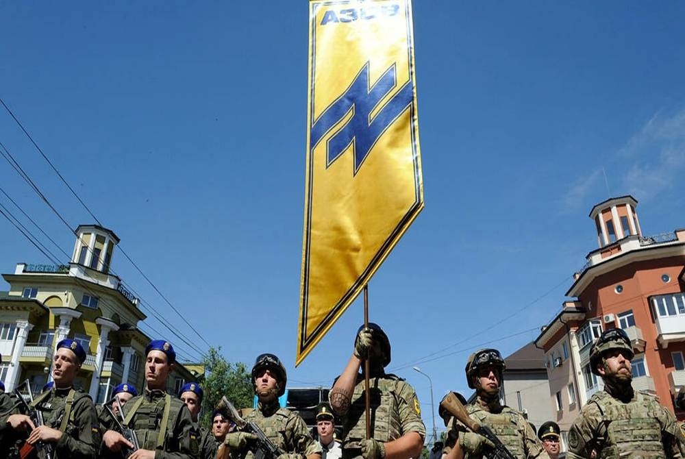 Rejimen Azov ditubuhkan pada tahun 2014 untuk bertempur dengan kumpulan pro-Rusia di Mariupol, Ukraine. - AFP