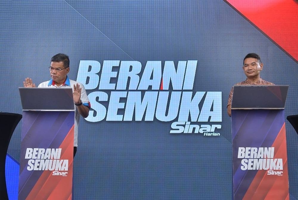 Program Berani Semuka sempena Pemilihan Parti Keadilan Rakyat (PKR) 2022 bertajuk 'Siapa Layak Bersama Anwar?' menampilkan dua calon Timbalan Presiden PKR, Datuk Seri Saifuddin Nasution Ismail dan Rafizi Ramli yang berlangsung di Kompleks Karangkraf pada Rabu. - FOTO SINAR HARIAN / ASRIL ASWANDI SHUKOR.