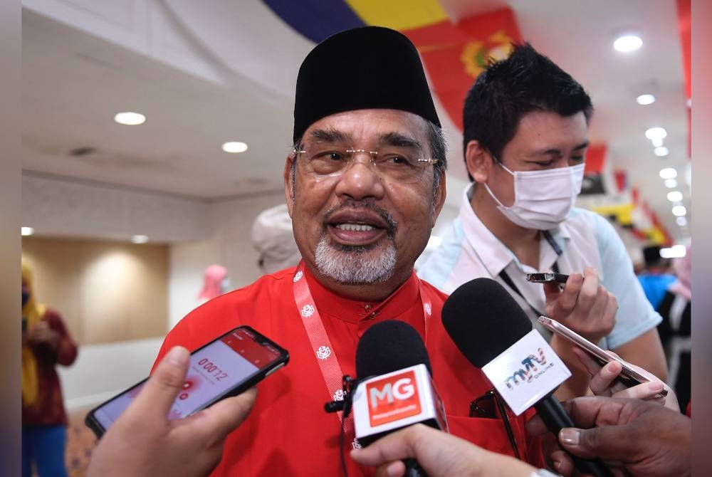 Tajuddin tiba pada Perhimpunan Agung Khas UMNO dan Sambutan Hari UMNO ke-76 di Dewan Merdeka, Pusat Dagangan Dunia Kuala Lumpur (WTCKL) hari ini.