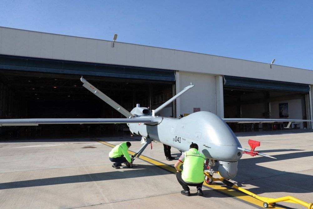 Hari ini Turki berbangga memiliki dron yang menjadi buah mulut global. -Foto AFP