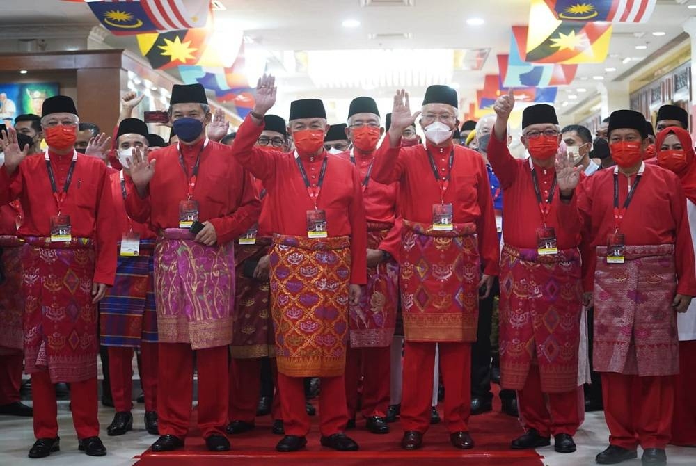 Tumpuan ramai kini kepada Top 5 UMNO yang dilihat bakal mencadangkan tarikh PRU15.