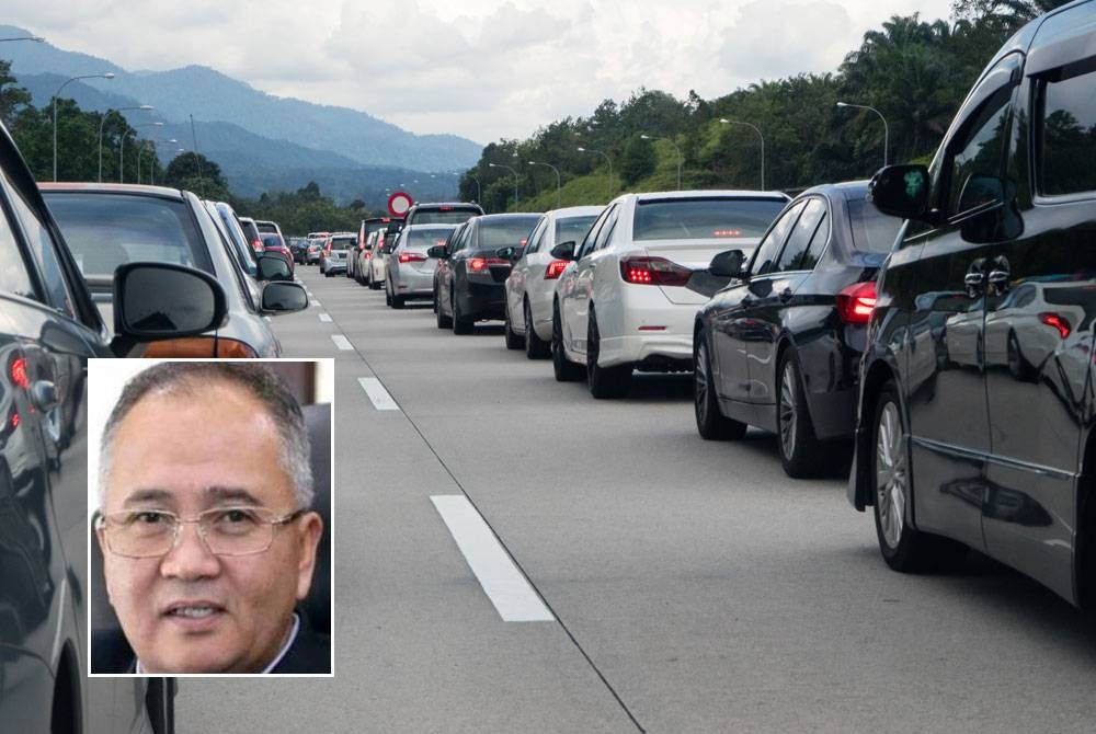 Penghapusan cukai jalan akan meringankan beban pengguna. Gambar kecil: Muhammad Zahid