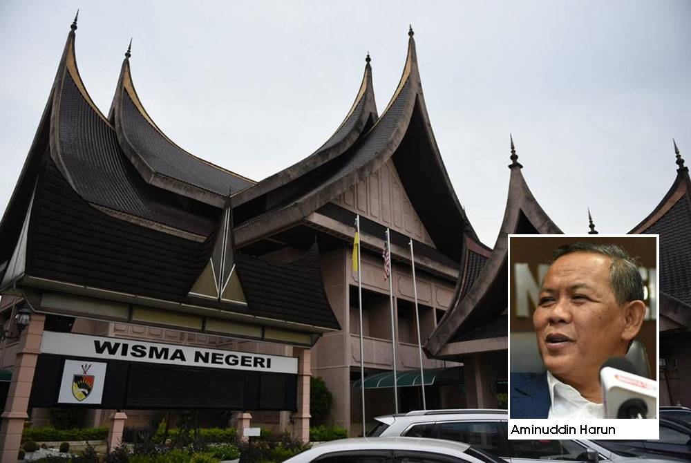 Aminuddin (gambar kecil) bercakap pada sidang media selepas mempengerusikan Mesyuarat Mingguan Exco di Wisma Negeri pada Rabu.