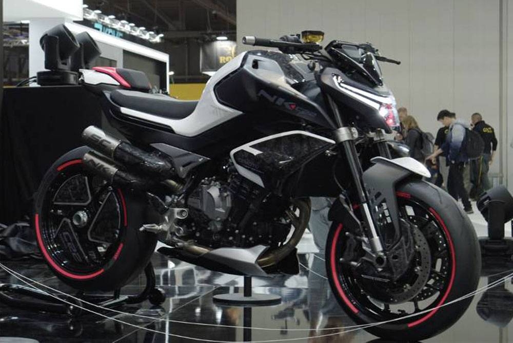 Chinaberjaya menghasilkan motosikal berkuasa tinggi jenis CFMoto 800NK. - Foto Internet