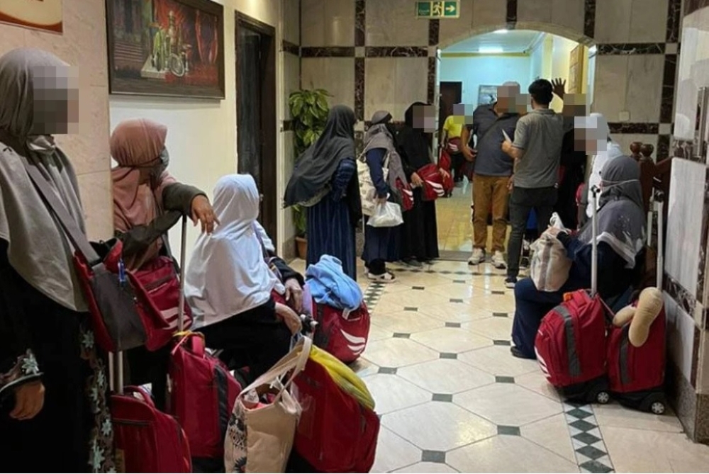 Tindakan pihak yang sanggup &#039;sailang&#039; dengan membayar bilik hotel ditempah pada harga lebih tinggi menjejaskan urusan jemaah umrah lain. - Gambar hiasan