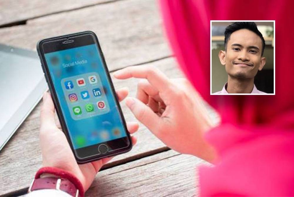 Orang ramai mengaku suka menukar telefon pintar masing-masing kepada model yang lebih canggih dan mempunyai ciri-ciri teknologi terkini dalam dalam tempoh tiga tahun sekali. - Gambar hiasan (Gambar kecil: Mohamad Isma)