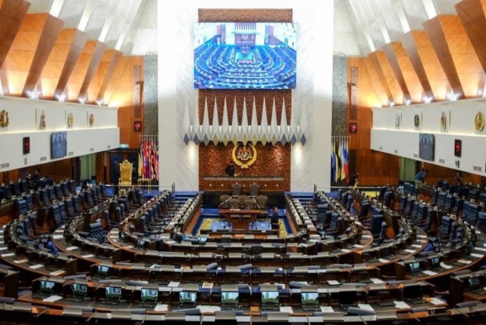 Proses ‘memudakan’ Dewan Rakyat dan pimpinan tertinggi negara harus berjalan dari sekarang. - Gambar hiasan