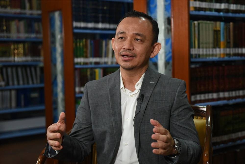 Maszlee ketika temu bual bersama Sinar Harian di International Institute of Advanced Islamic Studies (IAIS) Malaysia pada Rabu.