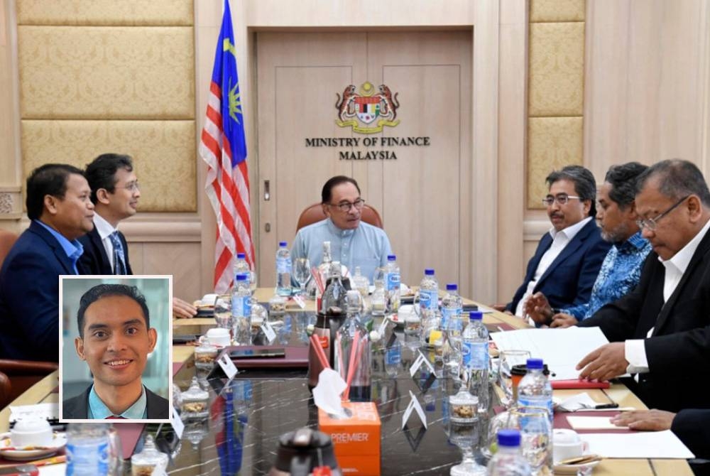 Penglibatan Khairy dalam perbincangan ekonomi bersama Anwar menimbulkan persoalan adakah bekas Menteri Kesihatan itu akan menyertai Pakatan Harapan. (Gambar kecil: Anis Anwar)