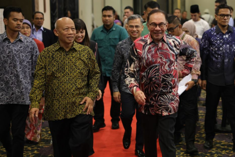 Anwar ketika hadir pada Malam Wartawan Malaysia (MWM) 2023 di sebuah hotel di Kuala Lumpur pada 9 Jun lepas. - Foto Bernama