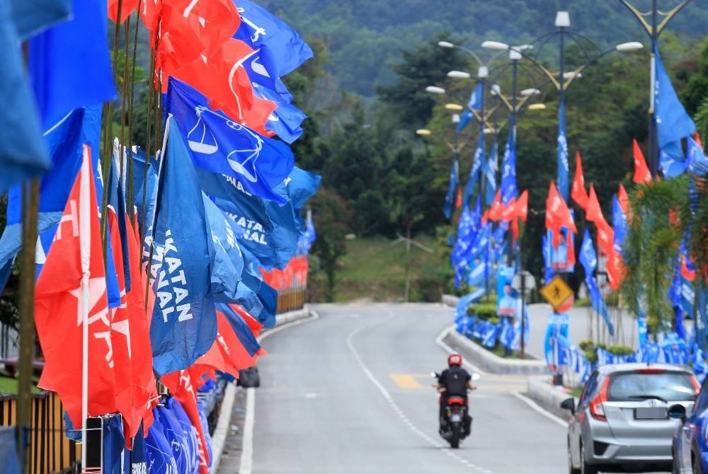 Menurut SPR, sejumlah 9.7 juta orang layak mengundi kali ini. Jumlah pengundi paling banyak adalah Selangor dengan 3.7 juta sementara Kedah ada 1.5 juta dan Kelantan 1.4 juta.