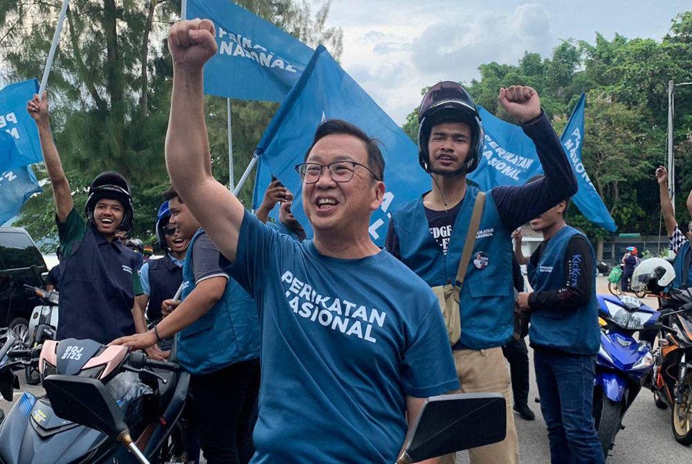 Dominic mengadakan konvoi bersama anak-anak muda mengelilingi Pantai Sungai Batu, Teluk Kumbar, Pulau Pinang pada 7 Ogos lalu.