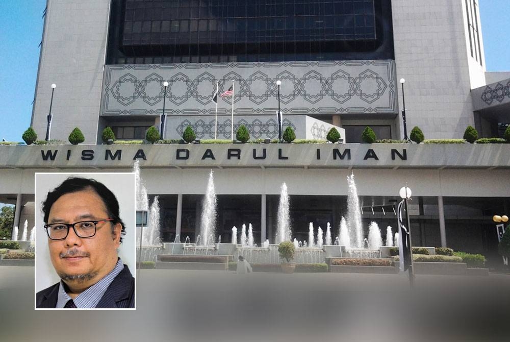 Wisma Darul Iman, Kuala Terengganu. Gambar kecil: Khairil Azmin