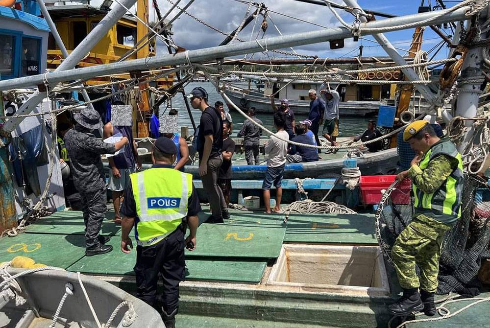 ESSCom melaksanakan rondaan dan pemantauan keselamatan di kawasan Pantai Timur Sabah bagi mengekang sebarang ancaman keselamatan.