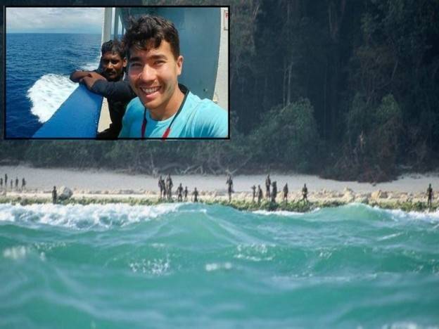  John Allen Chau (depan) maut dibunuh puak Sentinelese. - FOTO Foto Christian Caron /Instagram/John Chau)