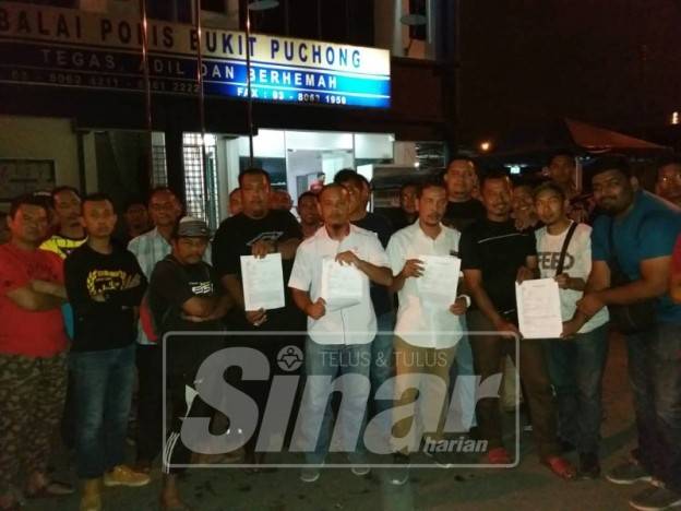 Hampir 50 belia dan pemuda daripada empat NGO Puchong menggesa Moorthy lucut jawatan.