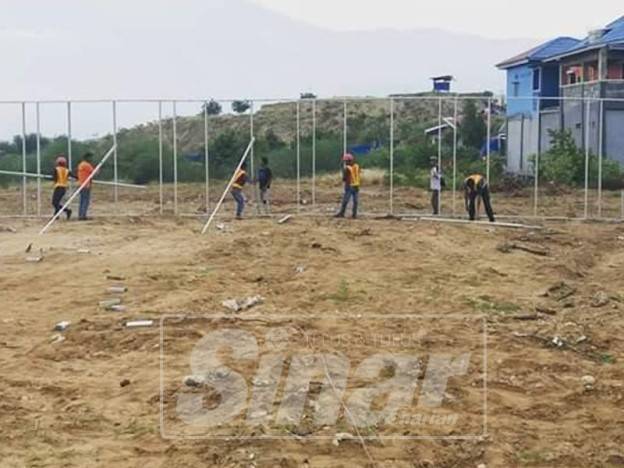 Kerja membina rumah sementara di Palu oleh YDKM sudah bermula.
