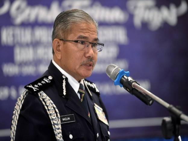 Datuk Seri Mazlan Lazim. - Foto Bernama