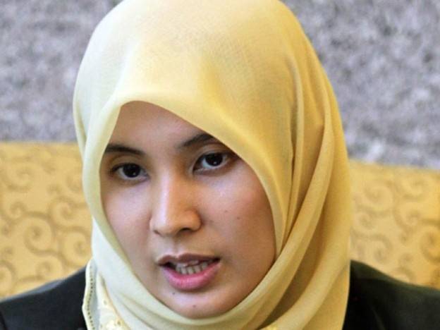  Nurul Izzah Anwar