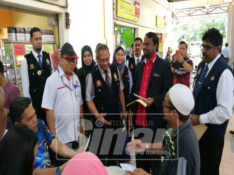  Kerajaan negeri memberi amaran tegas kepada semua pengusaha premis makanan agar mempamerkan tanda larangan merokok di tempat yang mudah dilihat.