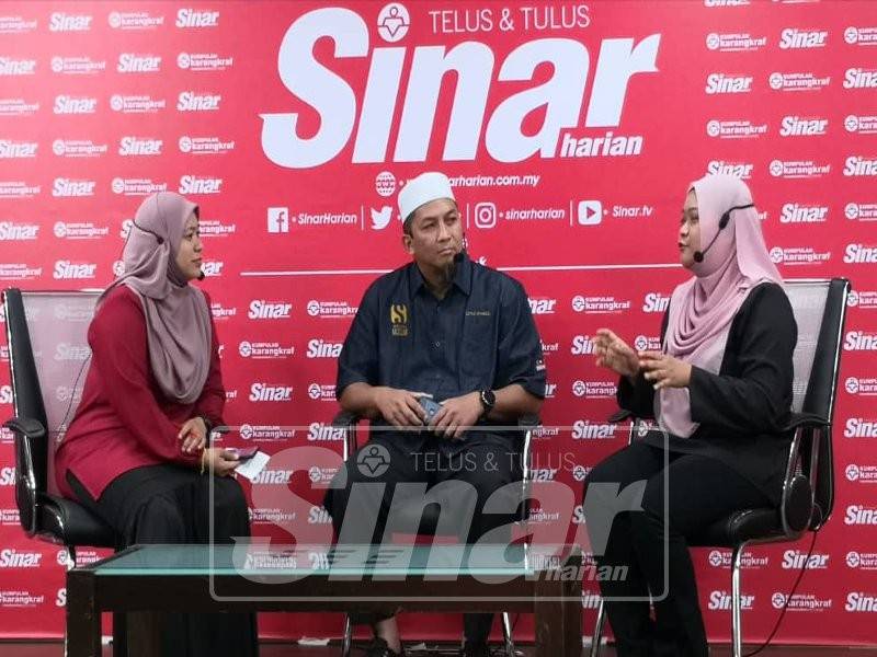 Shamsul Anwar (tengah) dan Raziatul Hanum ketika sesi Sinar Live bertajuk Misi Banten: Sempatkah Aku Lihat 2019?