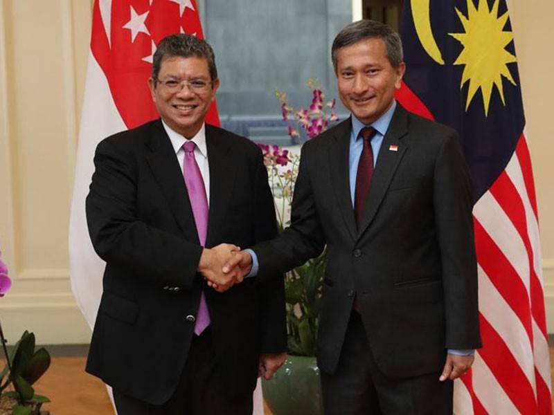 Saifuddin Abdullah dan Dr Vivian Balakrishnan - Foto Business Insider Malaysia