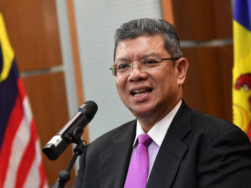 Menteri Luar, Datuk Saifuddin Abdullah semasa sidang media selepas menerima memorandum daripada Badan Bukan Kerajaan (NGO) Pro-Pembebasan Palestin di Wisma Putra hari ini. - Foto Bernama