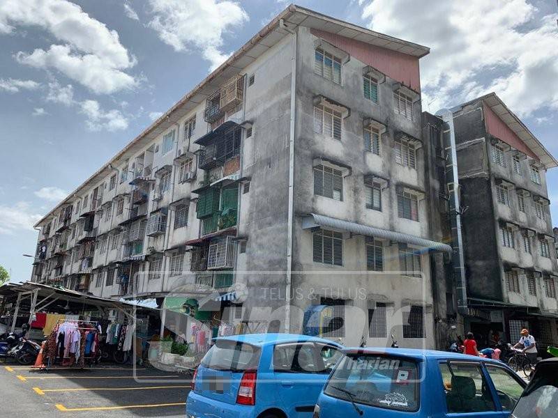 Selepas 30 Tahun Flat Seri Serdang Dicat Semula