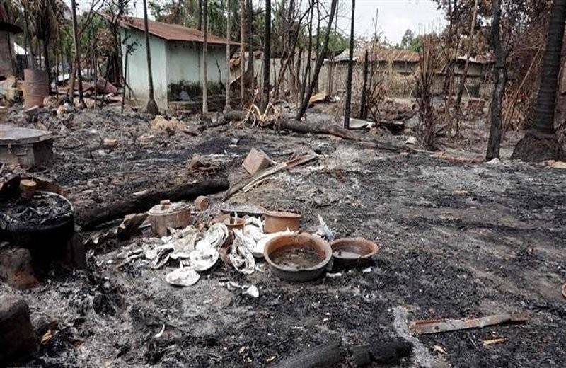 Perkampungan penduduk Rohingya yang musnah akibat tindakan kekerasan tentera. 