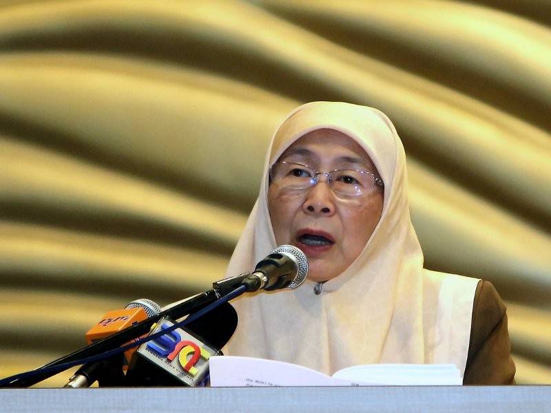 Timbalan Perdana Menteri Datuk Seri Dr Wan Azizah Wan Ismail menyampaikan ucapannya semasa Bengkel Perdagangan Insan di Komanwel hari ini. Foto: Bernama