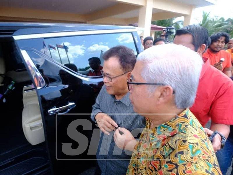 Osman meninggalkan majlis tanpa sebarang jawapan