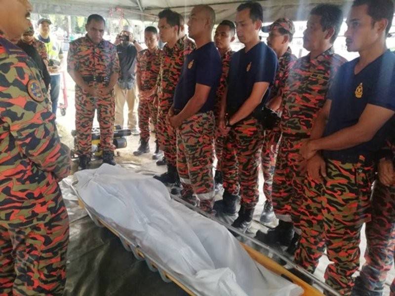 Tindakan Abdul Bari Asyraf, yang sanggup berkorban demi menyelamatkan insan lain sebagai perbuatan terpuji.