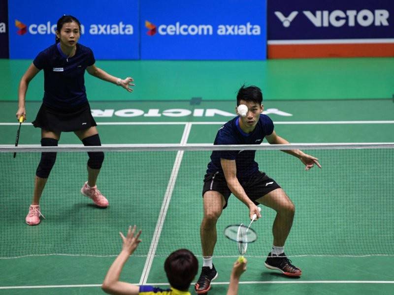 Peng Soon dan Liu Ying ketika beraksi menentang Kian Meng dan Yen Wei pada pusingan separuh akhir Celcom Axiata National Championships 2019 di Arena Badminton hari ini.
